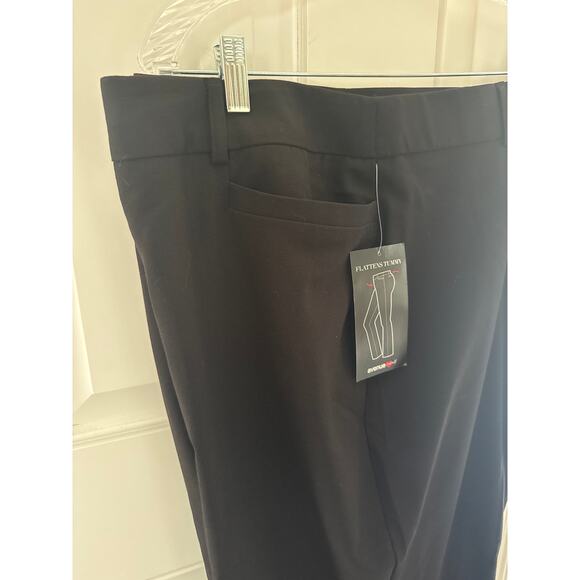 NWT Avenue black 3 pairs of pants one crop size 28 - Picture 6 of 13